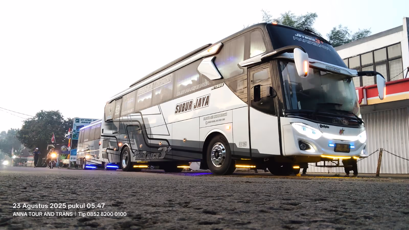 Armada Anna Tour 9